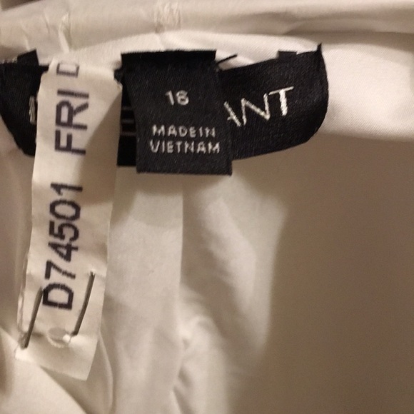 TAILORED FIT BLAZER WITH ONE BUTTON (16) - Picture 3 of 4